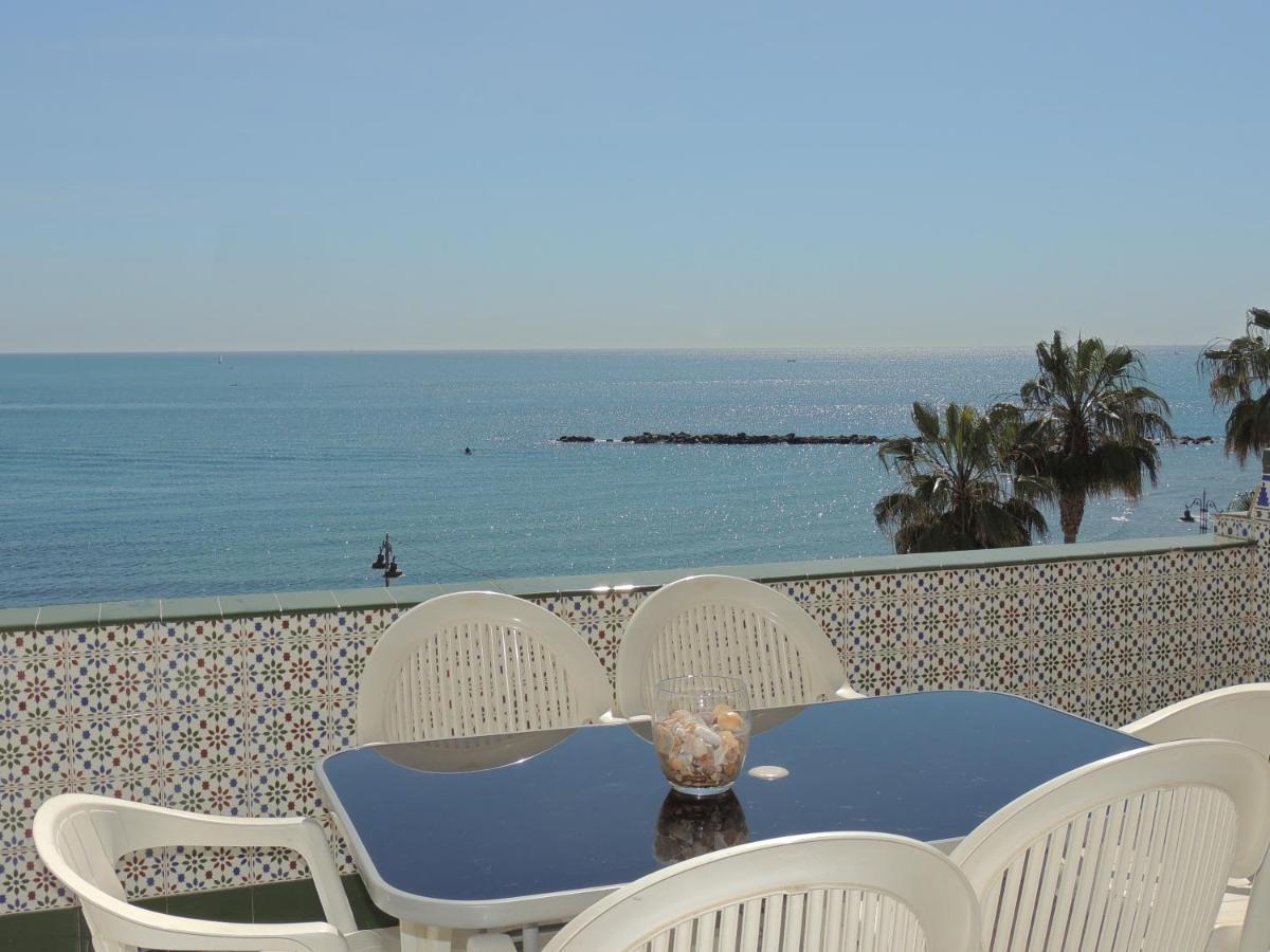 Апартаменты Las Gaviotas Beach - Playa - Sea Front - Frente Al Mar Бенальмадена Экстерьер фото