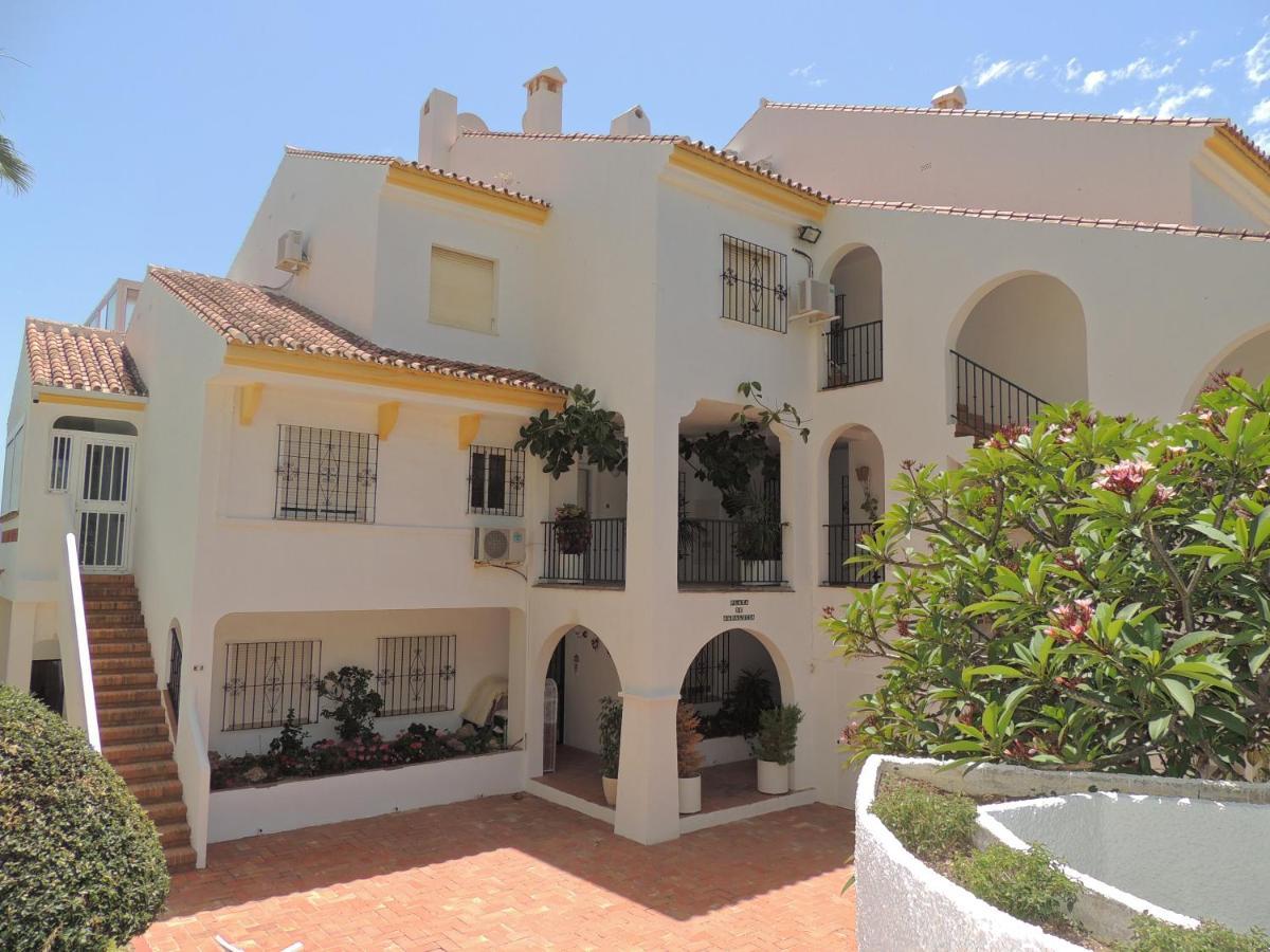 Апартаменты Las Gaviotas Beach - Playa - Sea Front - Frente Al Mar Бенальмадена Экстерьер фото